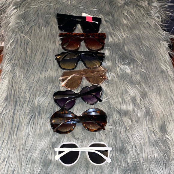 7 Pairs of FASHION SUNGLASSES 2 NWTs 5 GUC Aviators/Heart/Round BUNDLE - Picture 6 of 13